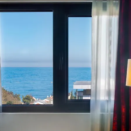 Hotell Kuhla 4*