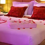 Kuhla 4*